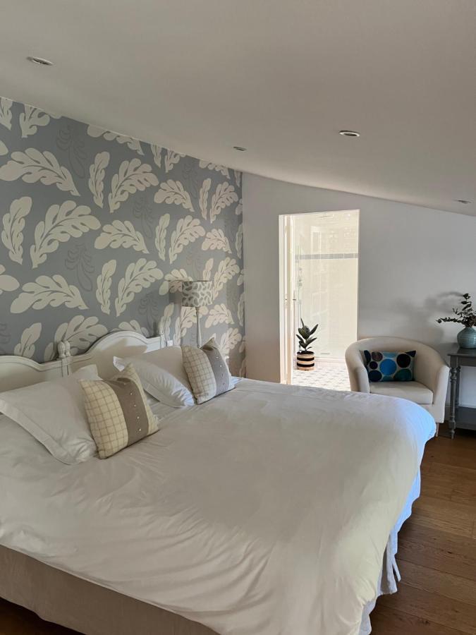 La Girarde Bed and Breakfast Saint-Quentin-de-Caplong Exteriör bild