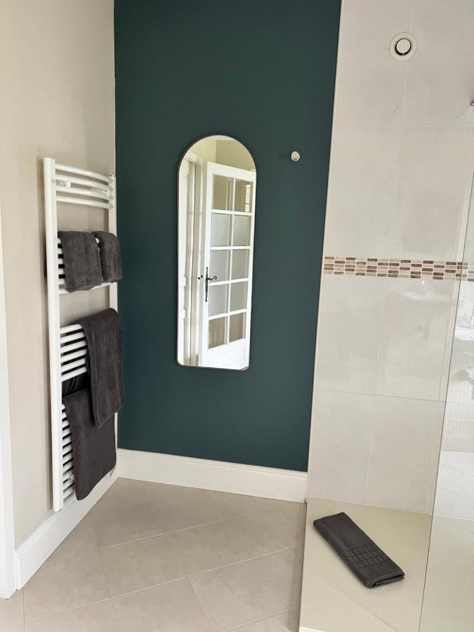 La Girarde Bed and Breakfast Saint-Quentin-de-Caplong Exteriör bild