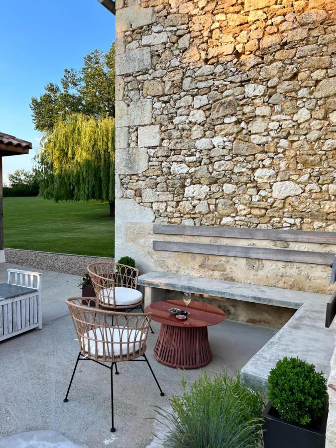 La Girarde Bed and Breakfast Saint-Quentin-de-Caplong Exteriör bild