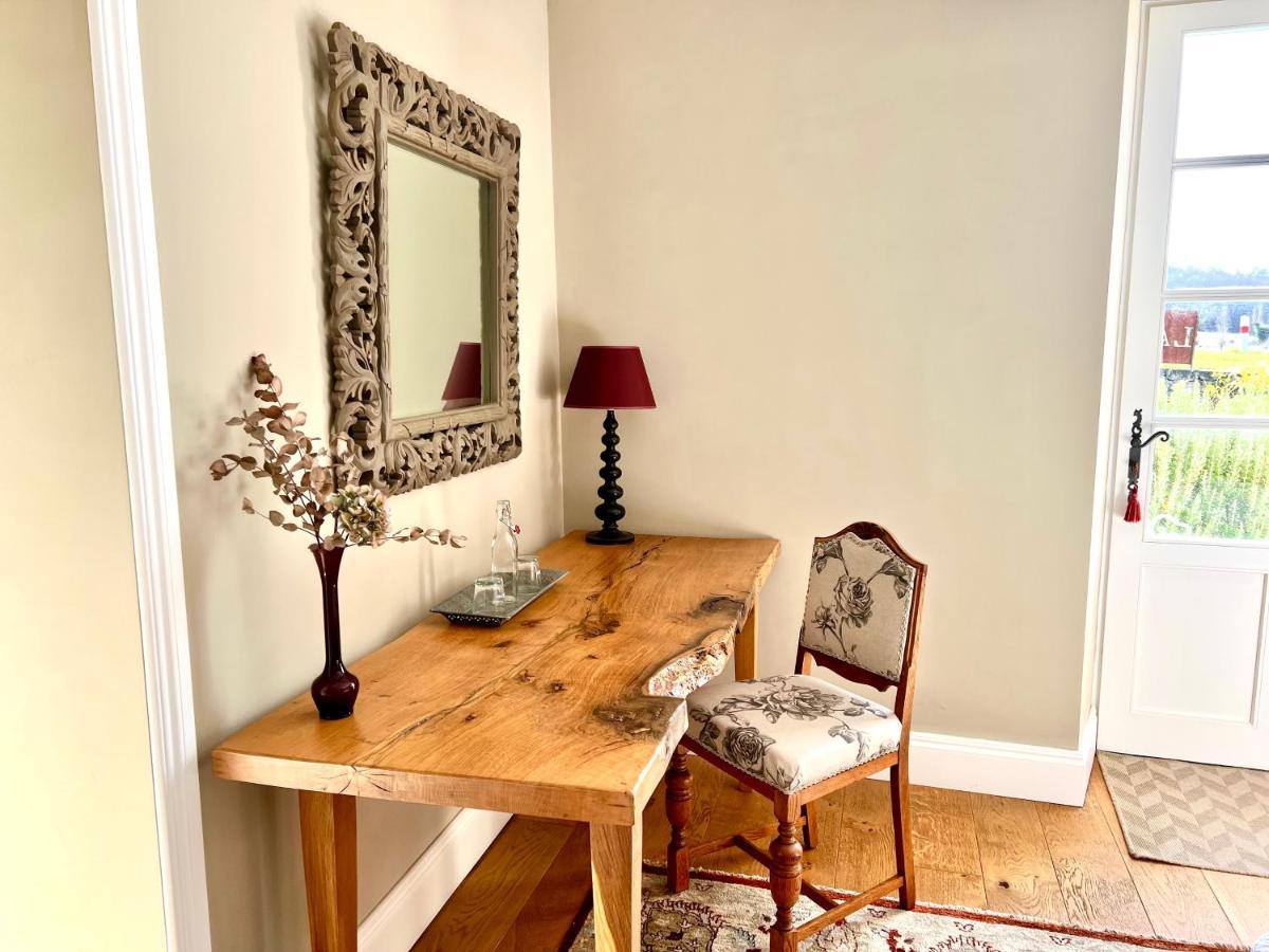 La Girarde Bed and Breakfast Saint-Quentin-de-Caplong Exteriör bild